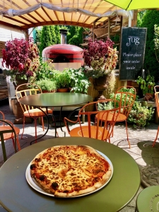 the brown Jug pizza on the patio